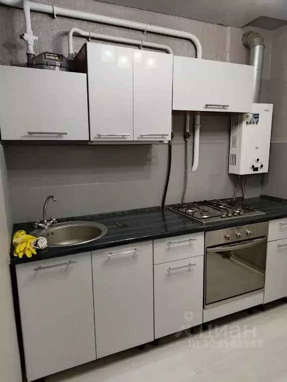 1-к кв. Башкортостан, Уфа Российская ул., 82 (30.0 м) - Фото 1