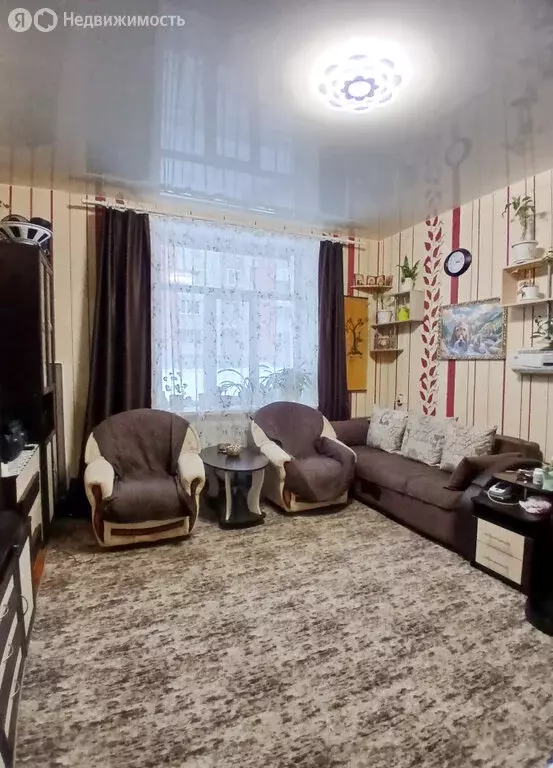 3-комнатная квартира: Екатеринбург, улица Чапаева, 14к7 (71 м) - Фото 0
