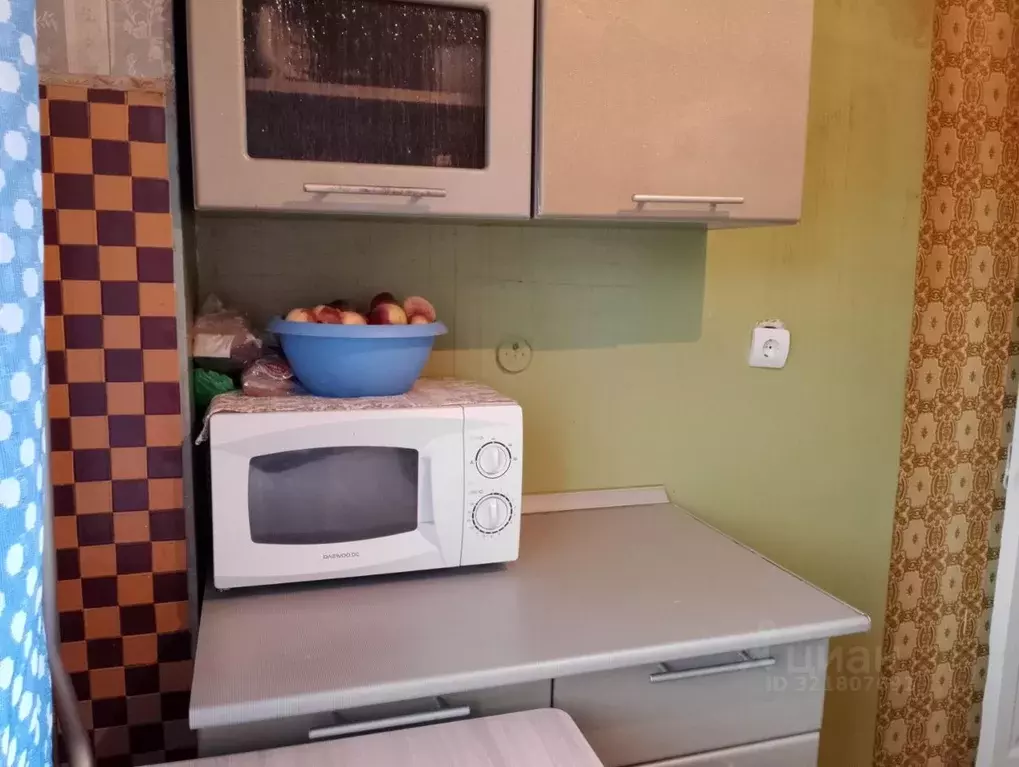 2-к кв. Омская область, Омск Городок Нефтяников мкр, ул. ... - Фото 2