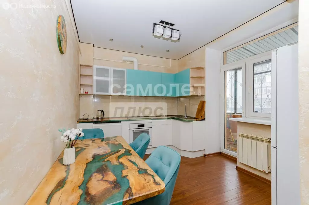 3-комнатная квартира: Челябинск, проспект Ленина, 26 (80 м) - Фото 1