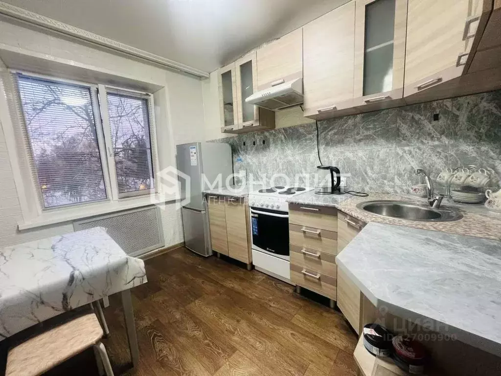 2-к кв. Белгородская область, Старый Оскол Жукова мкр, 43 (55.0 м) - Фото 1