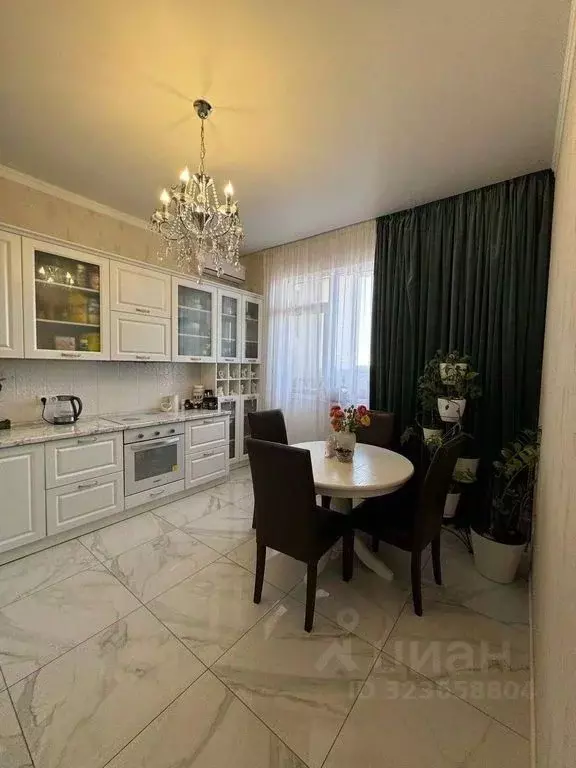 3-к кв. Оренбургская область, Оренбург ул. Мира, 3/1 (85.0 м) - Фото 1