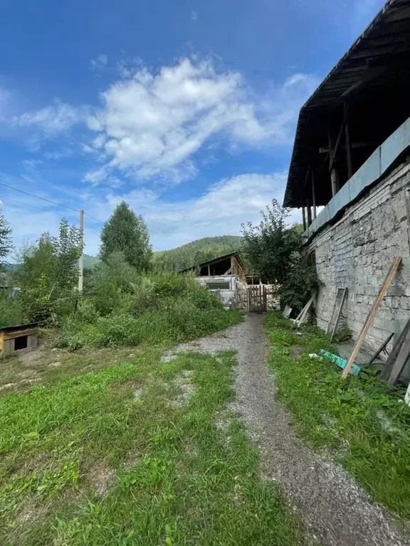 Дом в Алтай, Майминский район, с. Соузга Айская ул. (100 м) - Фото 1