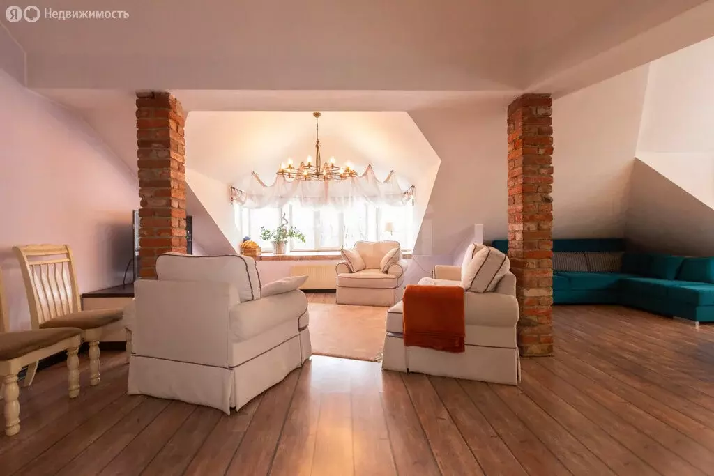 3-комнатная квартира: Калининград, проспект Мира, 80А (104.5 м) - Фото 2