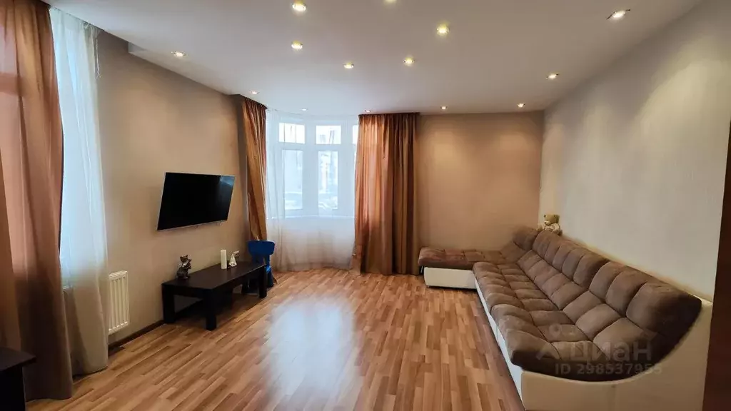 2-к кв. Свердловская область, Екатеринбург ул. Вилонова, 24 (67.0 м) - Фото 1