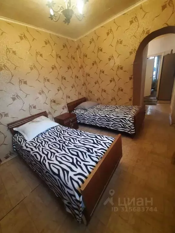 3-к кв. Белгородская область, Старый Оскол Приборостроитель мкр,  ... - Фото 1