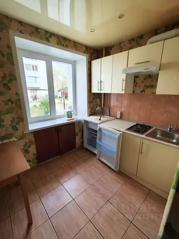 1-к кв. Тверская область, Тверь просп. Победы, 56 (30.5 м) - Фото 0