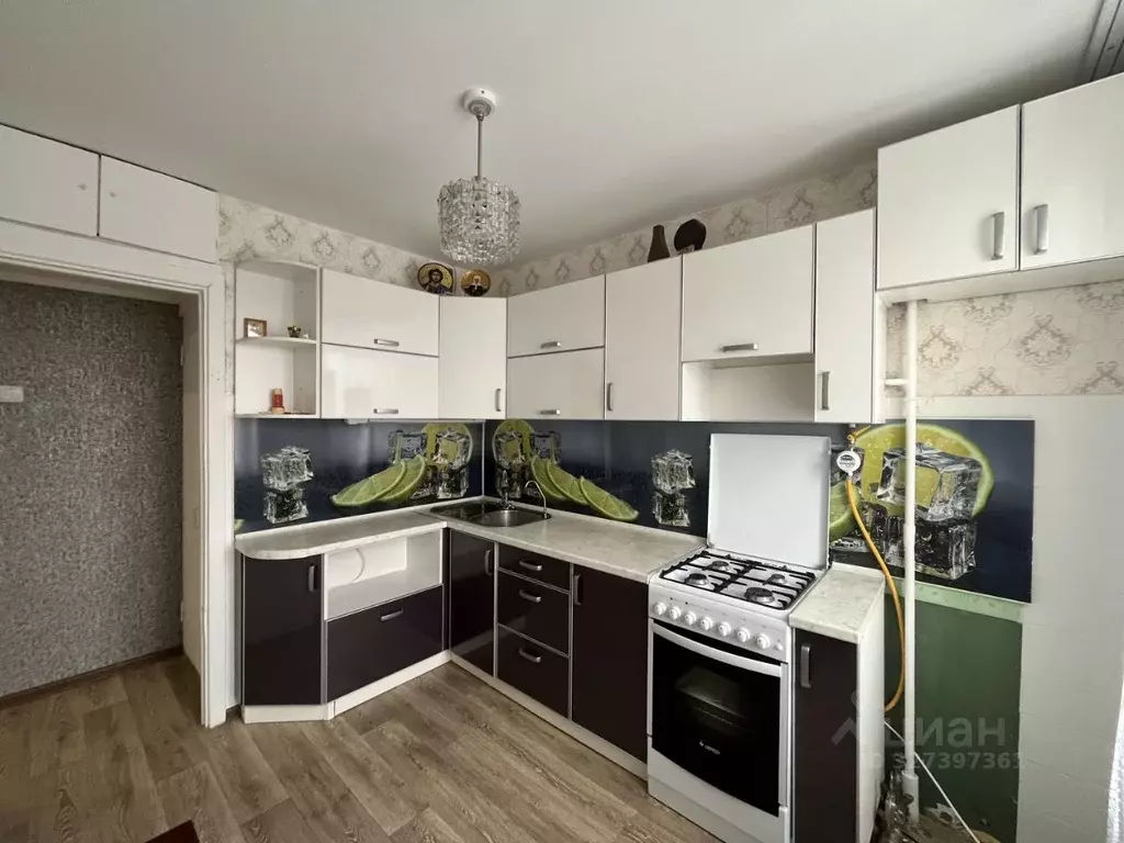 3-к кв. Чувашия, Чебоксары Хузангая ул., 29 (68.0 м) - Фото 0