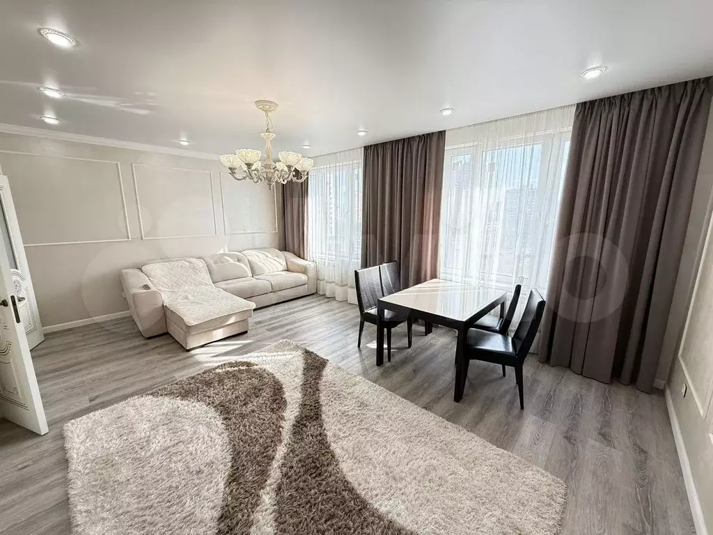 2-к. квартира, 60 м, 8/20 эт. - Фото 1