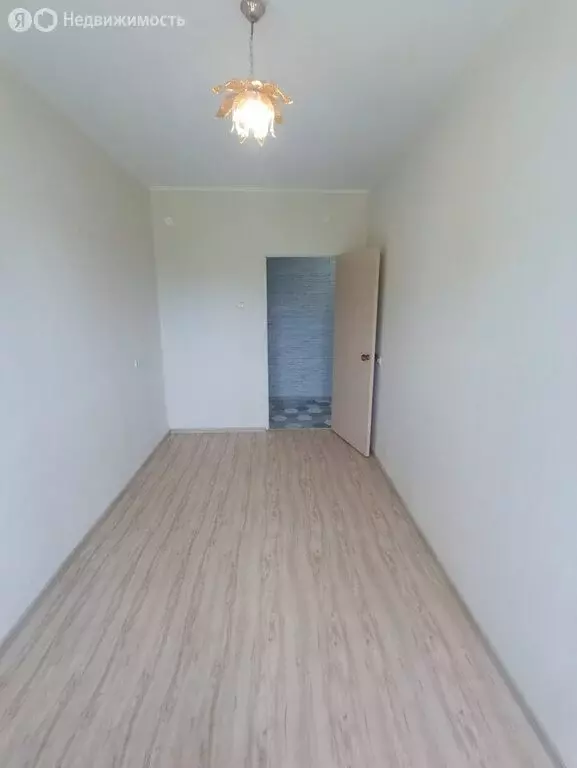 2-комнатная квартира: Партизанск, улица Замараева, 20к1 (45 м) - Фото 0