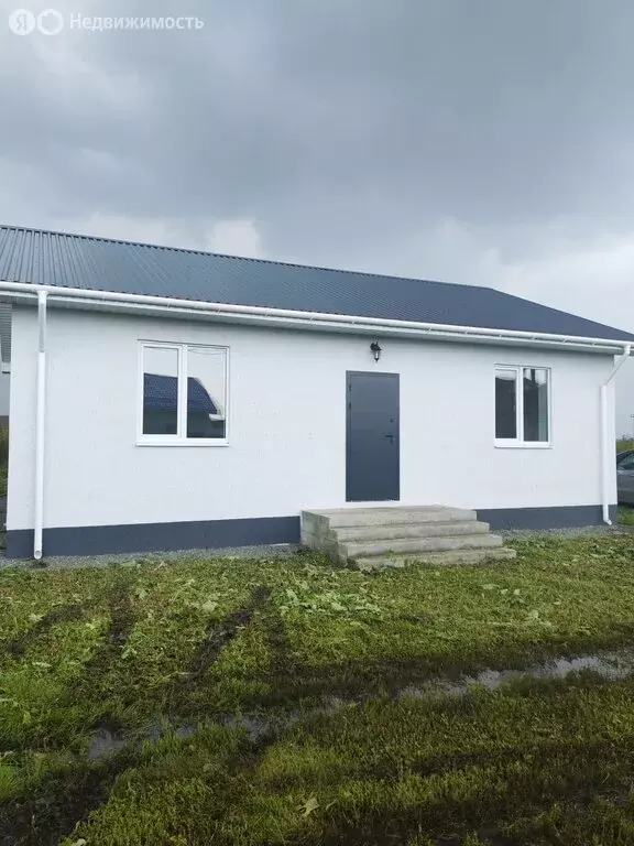 Дом в посёлок Бобровский, улица Краснодеревцев (100 м) - Фото 2