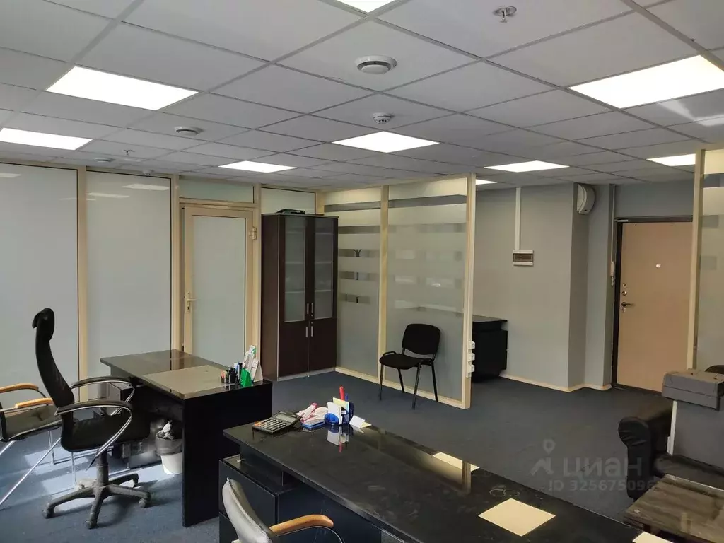 Офис в Свердловская область, Екатеринбург ул. Белинского, 83 (58 м) - Фото 1