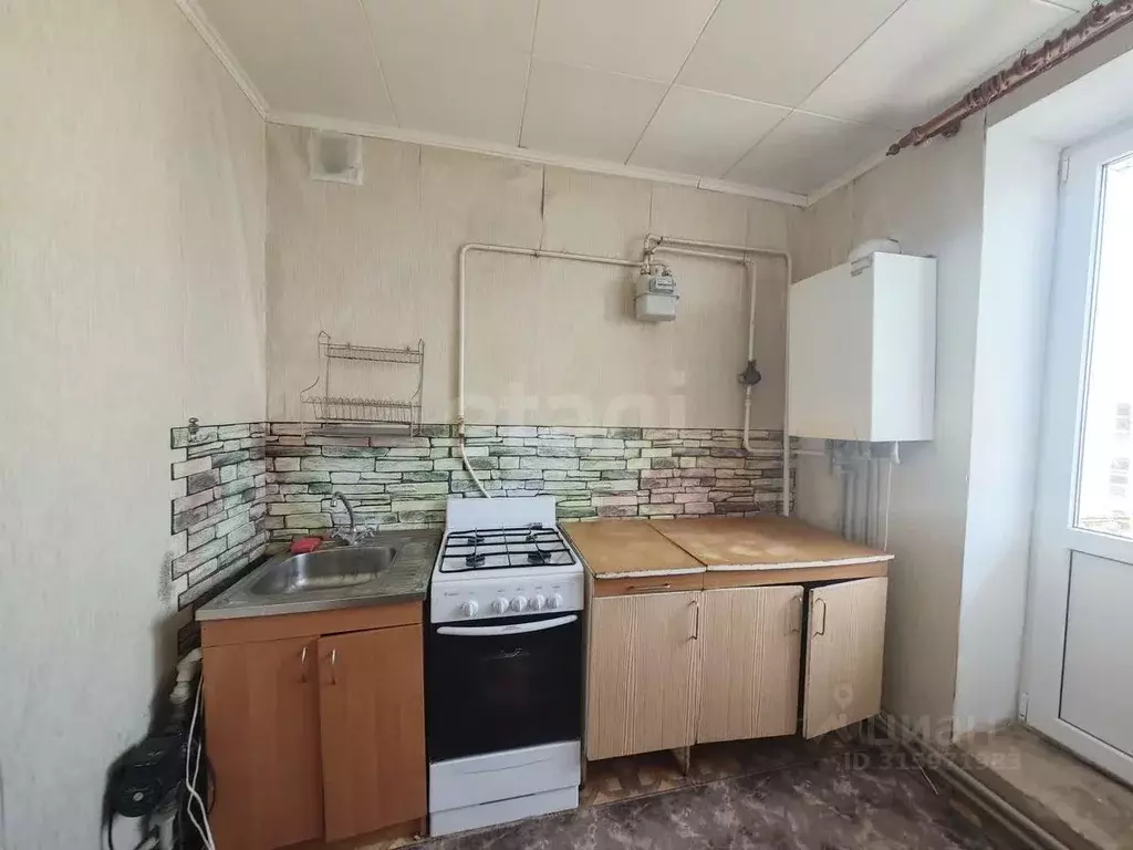 3-к кв. Крым, Сакский район, Новофедоровка пгт ул. Героев (68.1 м) - Фото 1