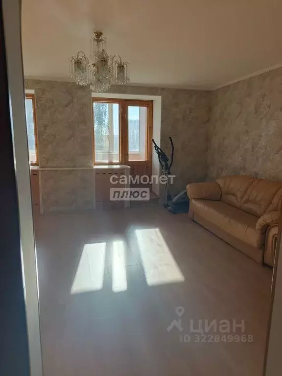 3-к кв. Омская область, Омск ул. Вавилова, 31 (81.0 м) - Фото 1