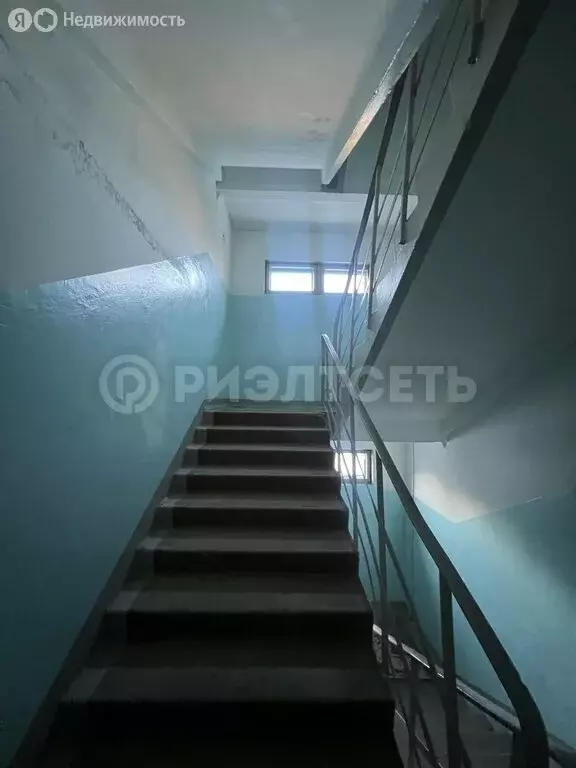 2-комнатная квартира: Мурманск, улица Ушакова, 5к2 (48 м) - Фото 1