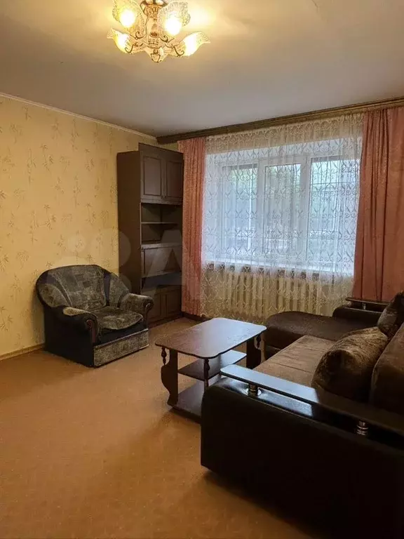 1-к. квартира, 54 м, 1/10 эт. - Фото 1