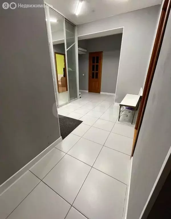 3-комнатная квартира: Якутск, улица Рыдзинского, 18/9 (85.1 м) - Фото 1