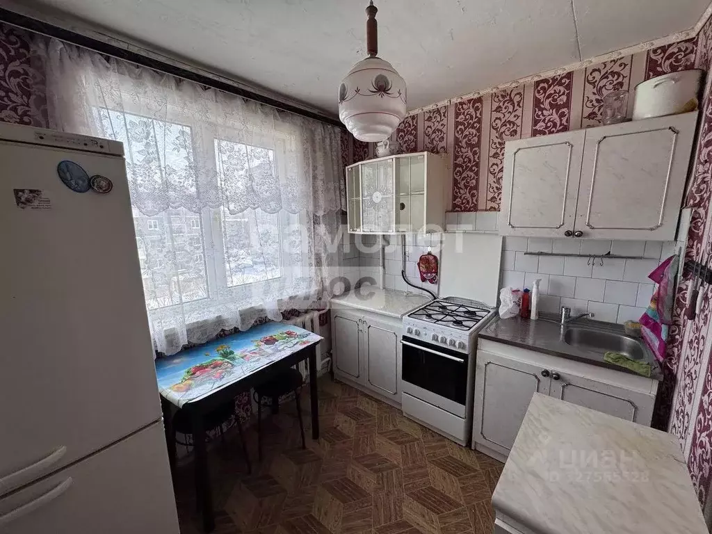 2-к кв. Свердловская область, Первоуральск ул. Строителей, 36 (37.0 м) - Фото 1