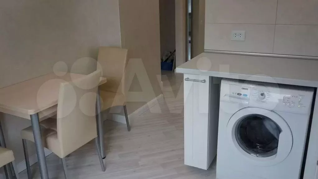 2-к. квартира, 54 м, 3/10 эт. - Фото 0