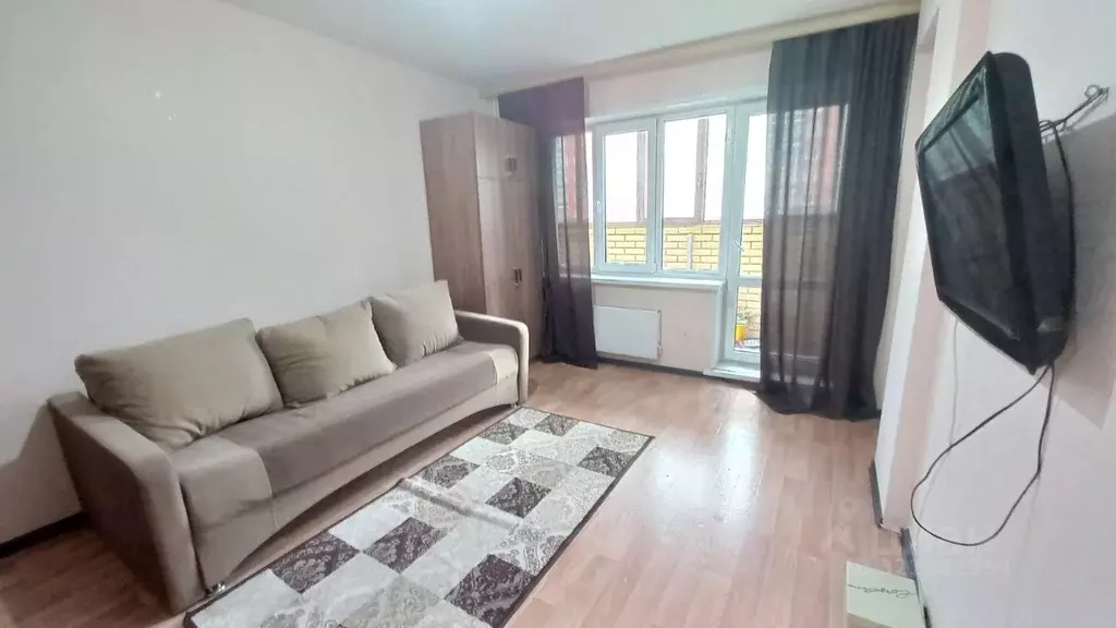 1-к кв. Красноярский край, Красноярск ул. Чернышевского, 75 (37.1 м) - Фото 0