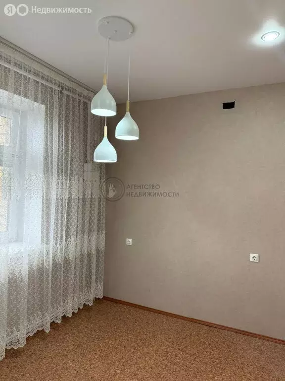 2-комнатная квартира: Арск, улица Зайнуллина, 12А (55.3 м) - Фото 1