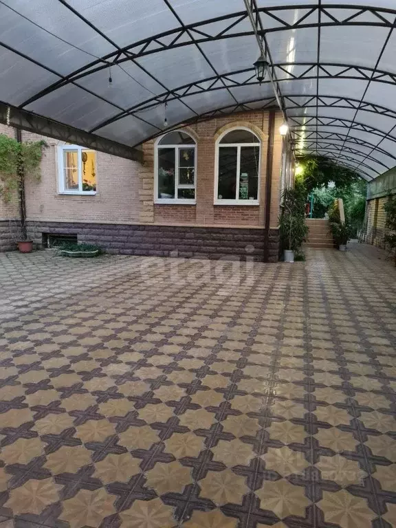 Дом в Ставропольский край, Ставрополь ул. Перспективная, 40 (500 м) - Фото 1