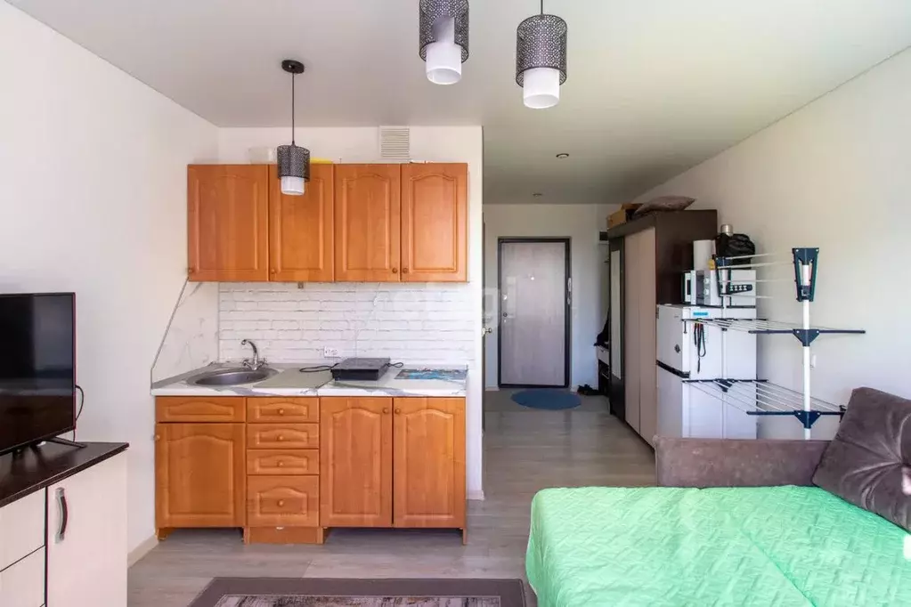 Студия Тюменская область, Тюмень Велижанская ул., 66к1 (21.2 м) - Фото 1