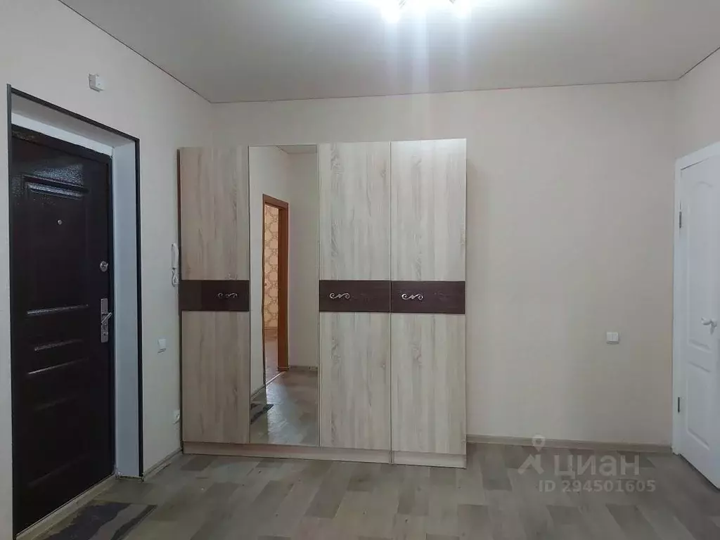 2-к кв. Хакасия, Абакан ул. Торосова, 9 (70.0 м) - Фото 0