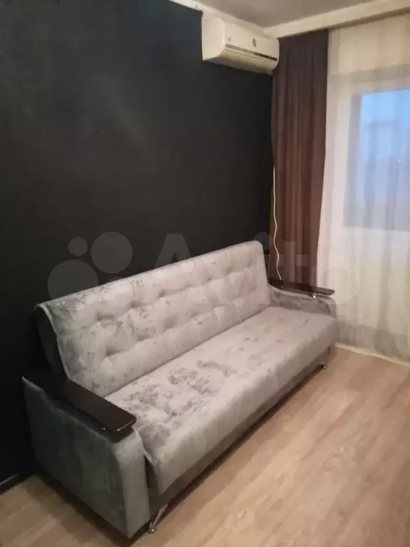 1-к. квартира, 39 м, 4/10 эт. - Фото 0