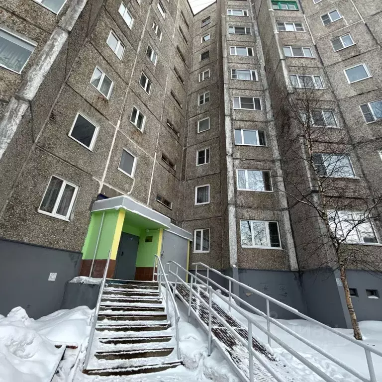 1-к кв. Мурманская область, Мурманск ул. Полины Осипенко, 4 (33.0 м) - Фото 1