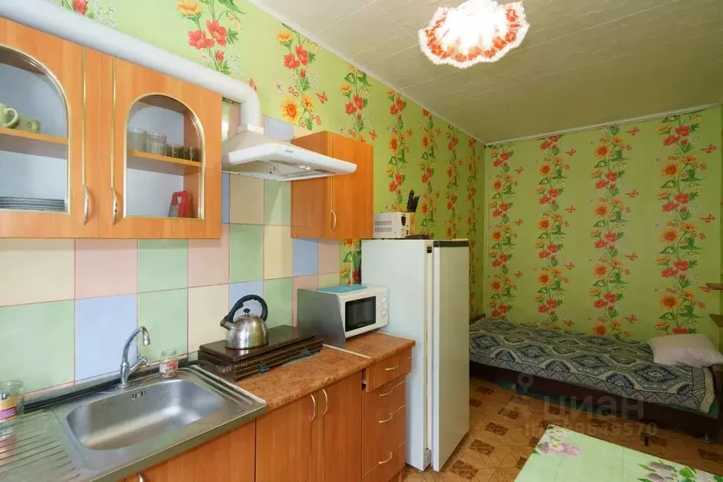 1-к кв. Крым, Феодосия муниципальный округ, Орджоникидзе пгт ул. ... - Фото 1