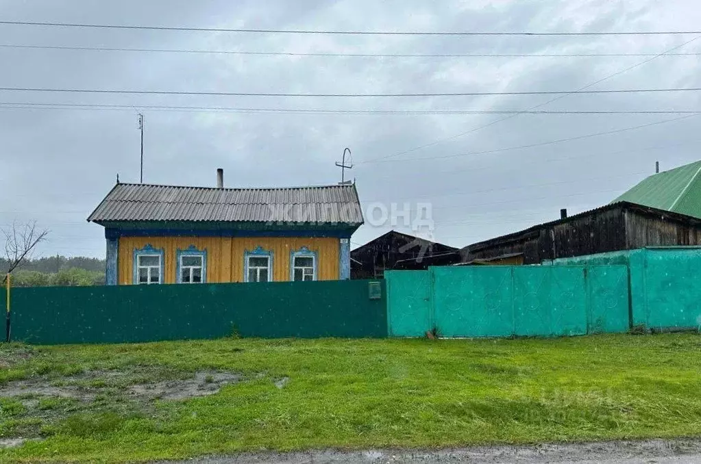 Дом в Новосибирская область, Ордынский район, с. Красный Яр ул. Щорса ... - Фото 0