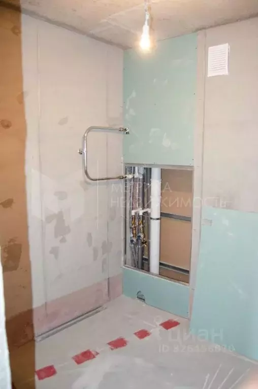 2-к кв. Тюменская область, Тюмень ул. Пожарных и Спасателей, 5к1 (70.9 ... - Фото 0