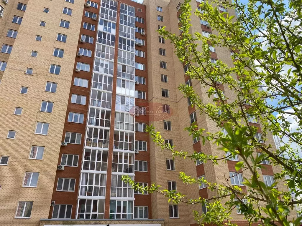 3-к кв. Тюменская область, Тюмень ул. Дружбы, 73к3 (69.9 м) - Фото 1