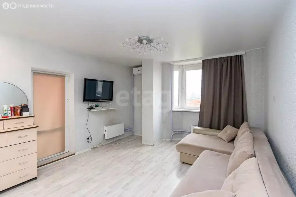 1-комнатная квартира: Тюмень, улица Самарцева, 8 (50.6 м) - Фото 1