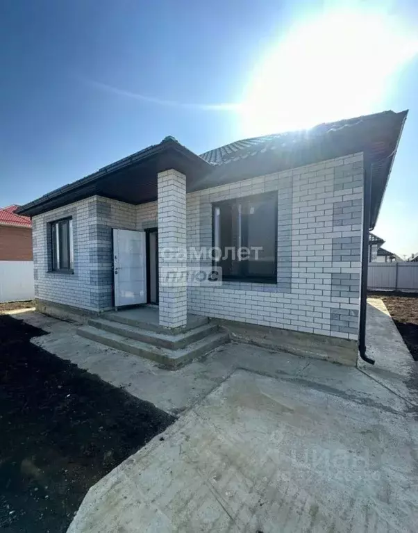 Дом в Краснодарский край, Динской район, Пластуновское с/пос, ... - Фото 0