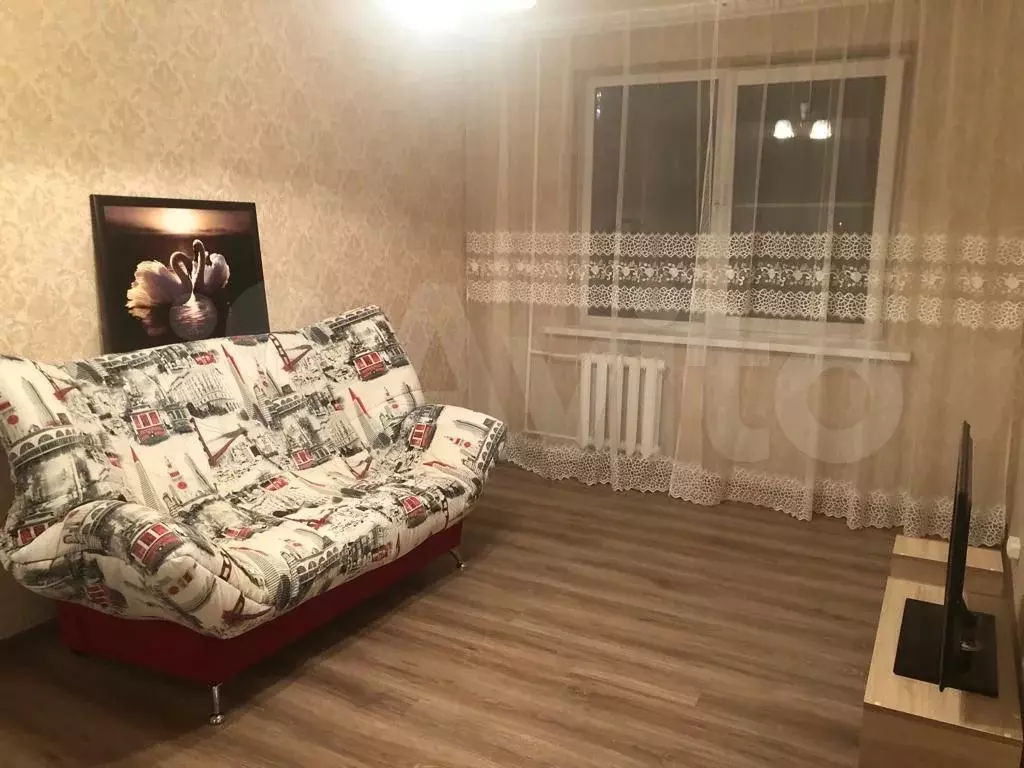 1-к. квартира, 30 м, 1/5 эт. - Фото 0