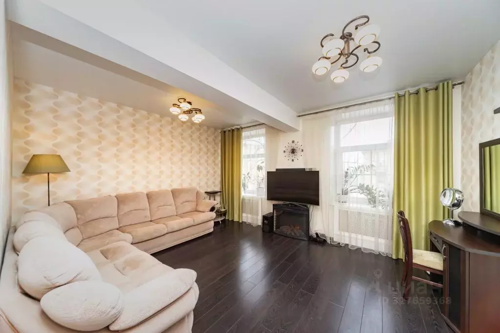 2-к кв. Карелия, Петрозаводск Первомайский просп., 51 (69.7 м) - Фото 1