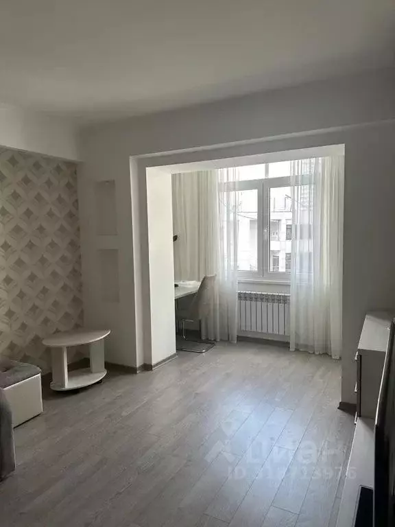 1-к кв. Краснодарский край, Сочи Центральный мкр, ул. Навагинская, 12 ... - Фото 1
