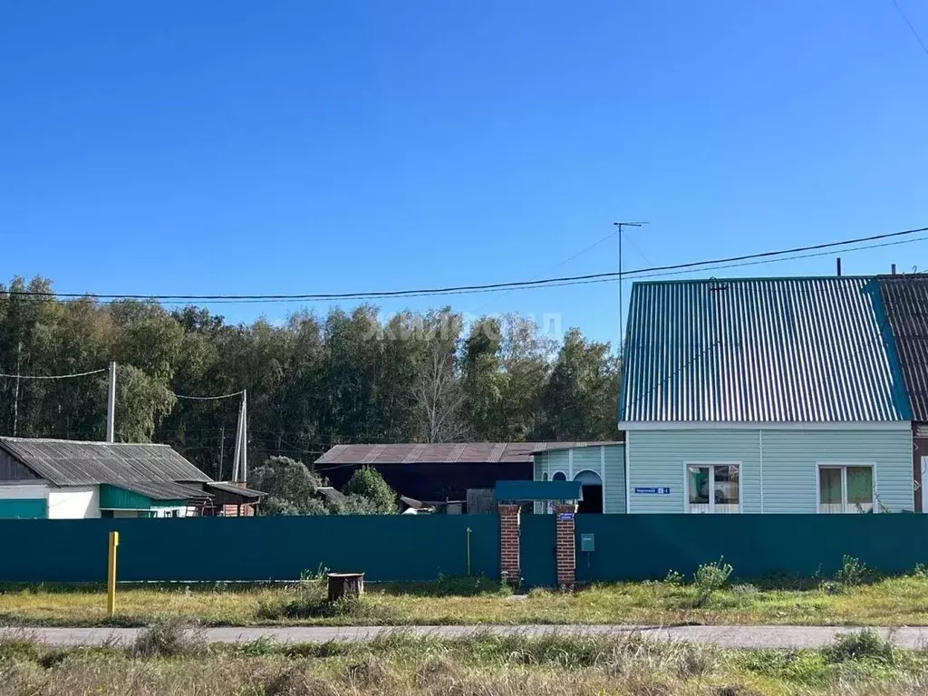 Дом в Новосибирская область, Ордынский район, д. Новый Шарап Березовая ... - Фото 1