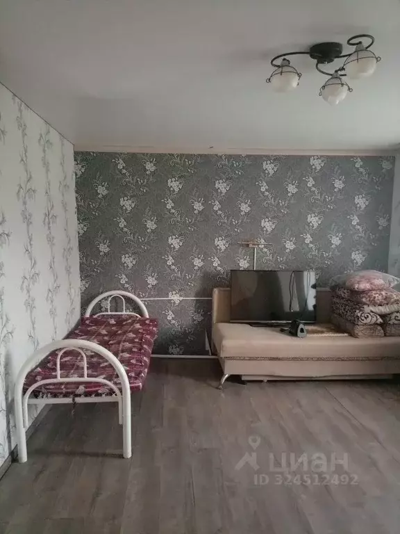 Дом в Краснодарский край, Темрюкский район, Ахтанизовская ст-ца ул. ... - Фото 1