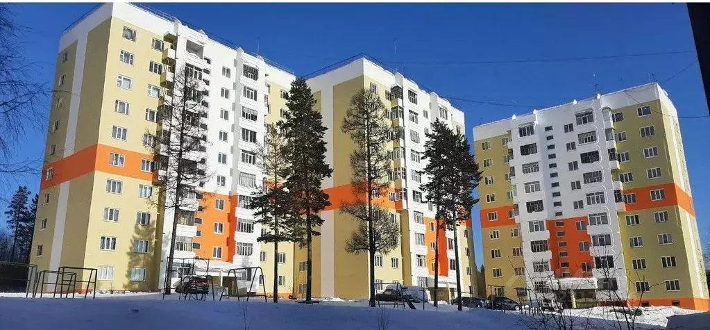 3-к кв. Саха (Якутия), Нерюнгри ул. Аммосова, 12 (73.0 м) - Фото 0