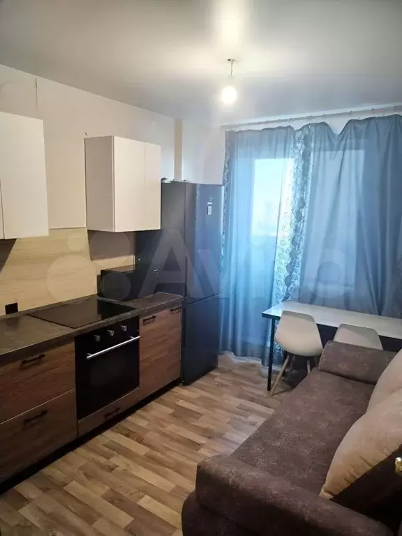 1-к. квартира, 38 м, 8/17 эт. - Фото 1