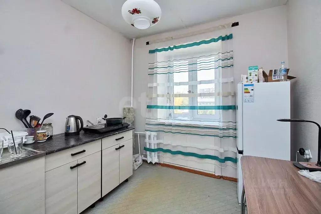 3-к кв. Тюменская область, Тюмень ул. Максима Горького, 23А (59.2 м) - Фото 1