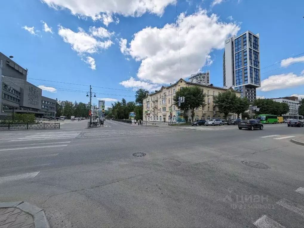 Помещение свободного назначения в Свердловская область, Екатеринбург ... - Фото 2