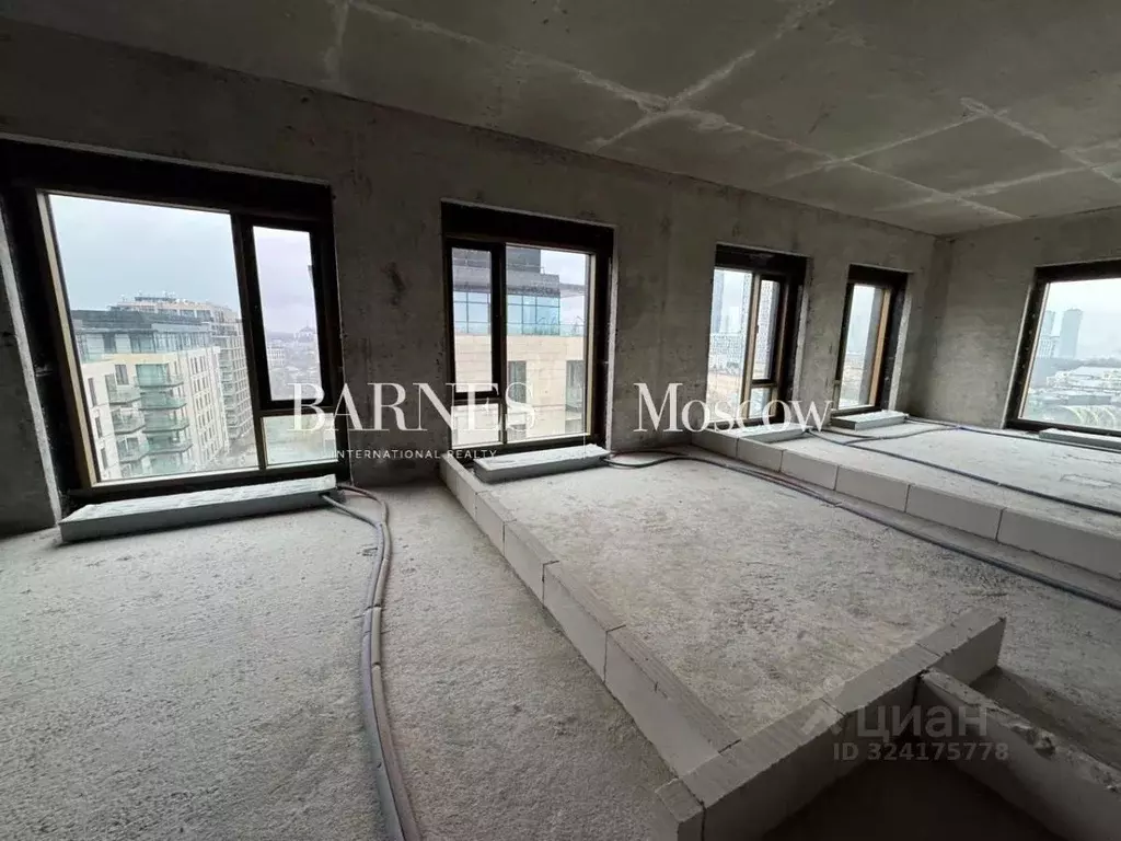 3-к кв. Москва Мосфильмовская ул., 1к5 (112.5 м) - Фото 1