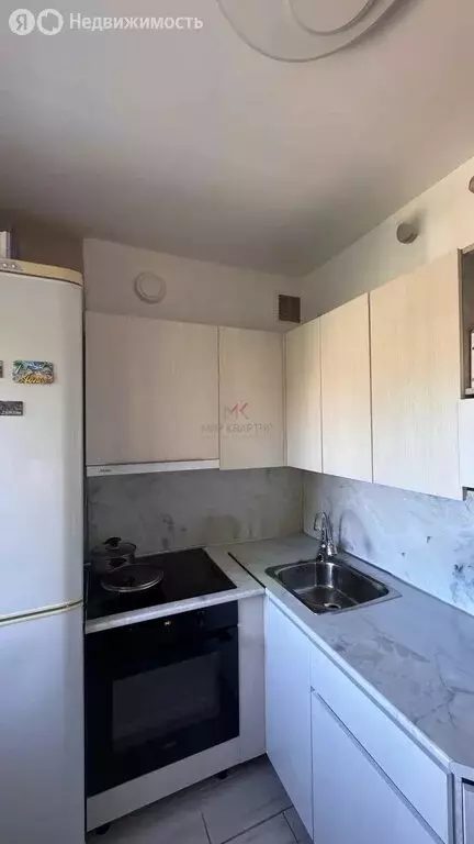 3-комнатная квартира: Абакан, улица Пушкина, 50 (62 м) - Фото 2