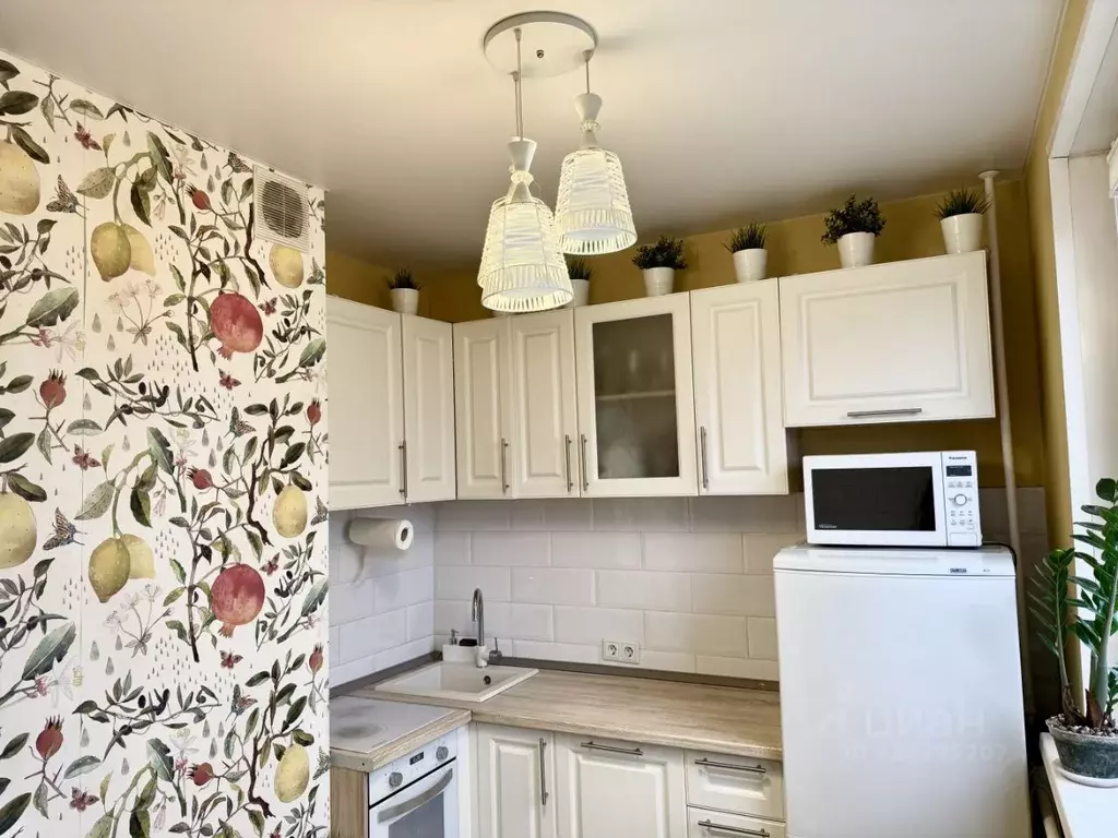 1-к кв. Москва ул. Маршала Захарова, 10К2 (38.0 м) - Фото 1