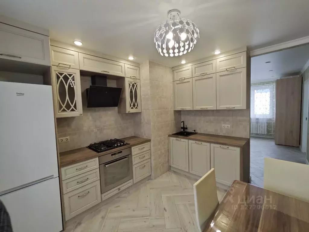 2-к кв. Брянская область, Брянск ул. Имени О.Н. Строкина, 1 (60.0 м) - Фото 1