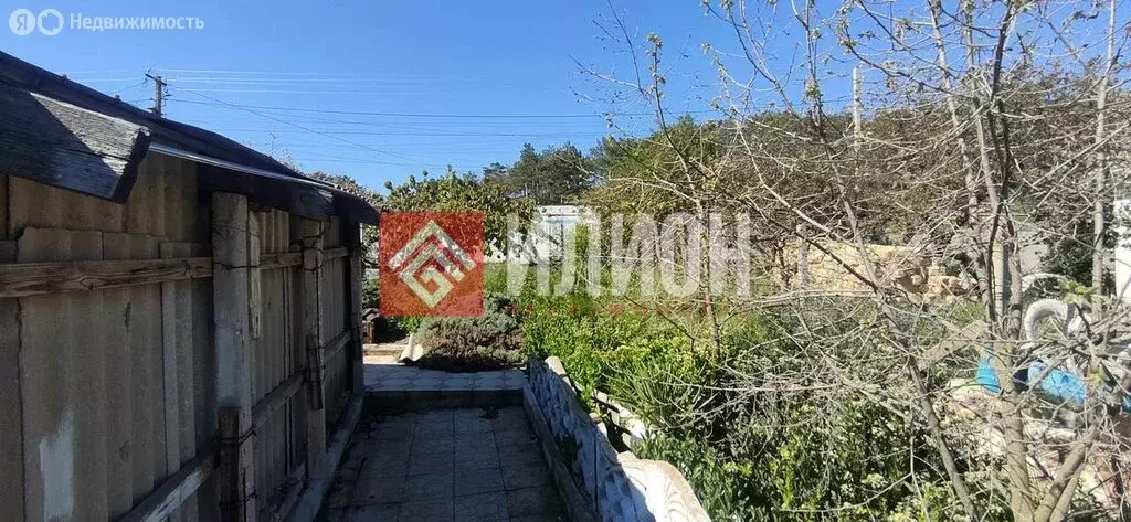 Дом в Бахчисарай, улица имени Генерала Булатова, 1 (59 м) - Фото 1